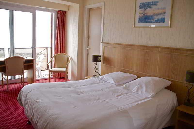 לוק-סור-מר Hotel Des Thermes Et Du Casino מראה חיצוני תמונה